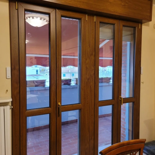 Serramenti in pvc finto legno